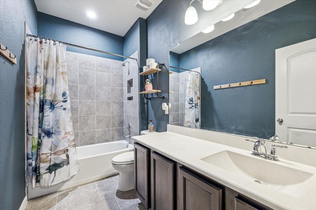 9124 Sierra Del Carmen, Conroe, TX 77303