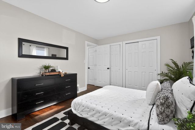 207 CANARY LN, Mount Holly, NJ 08060