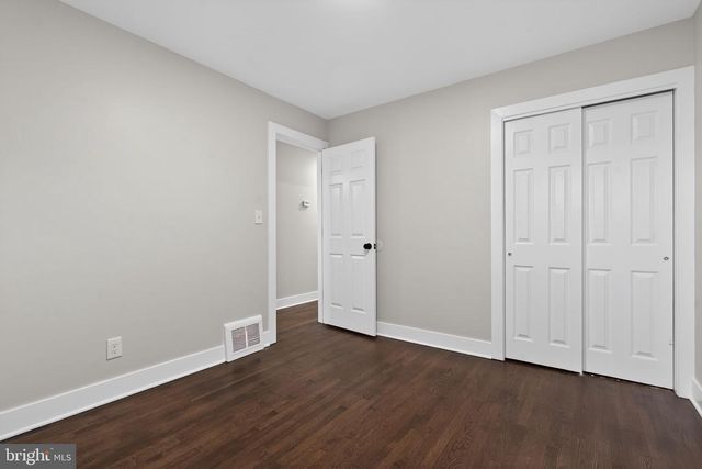 207 CANARY LN, Mount Holly, NJ 08060