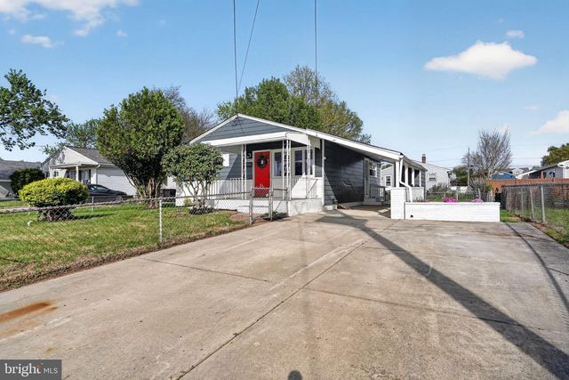 207 CANARY LN, Mount Holly, NJ 08060