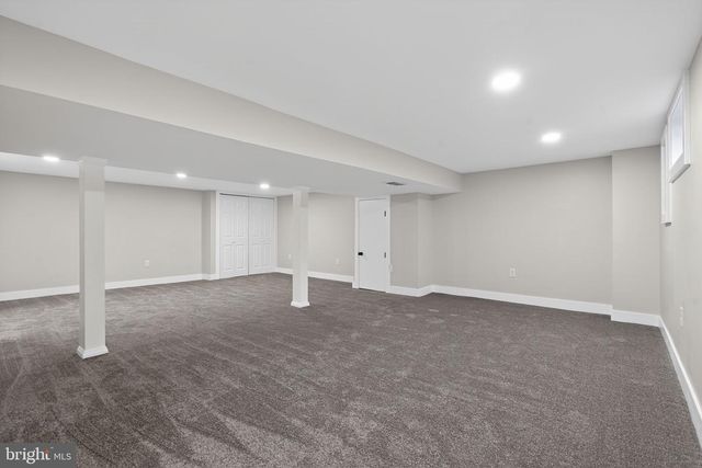 207 CANARY LN, Mount Holly, NJ 08060