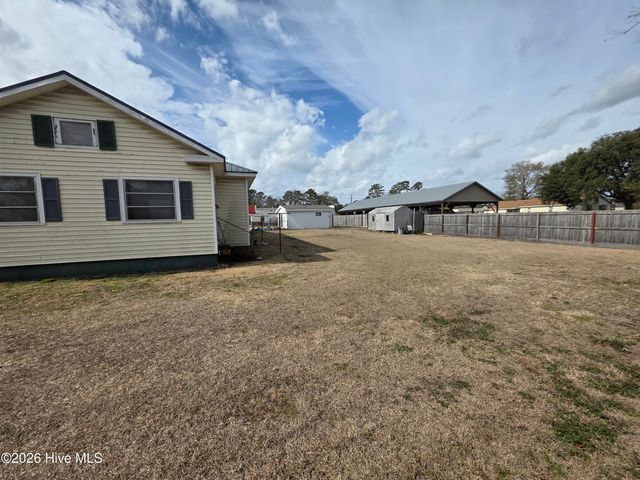 4009 Holly Shelter Road, Castle Hayne, NC 28429