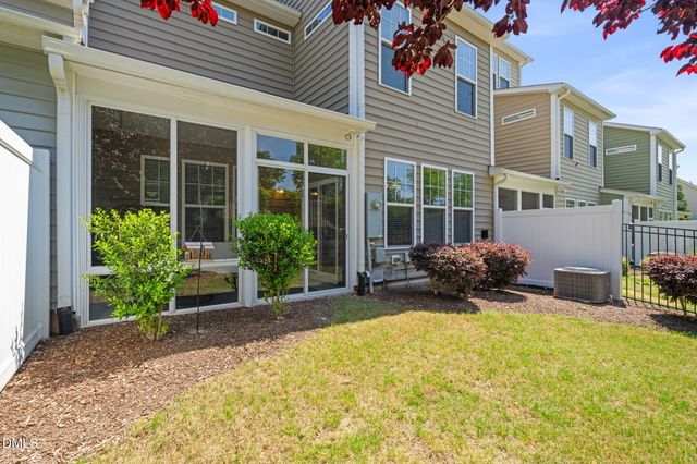 307 Acorn Hollow Place, Durham, NC 27703