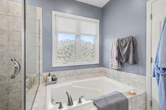 1425 Crystalline Drive Se, Gaines Twp, MI 49316