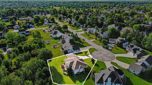 1425 Crystalline Drive Se, Gaines Twp, MI 49316
