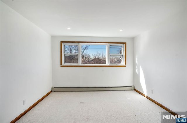 533 Victory Avenue 2nd fl, Ridgefield, NJ 07657