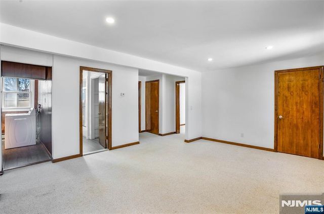 533 Victory Avenue 2nd fl, Ridgefield, NJ 07657