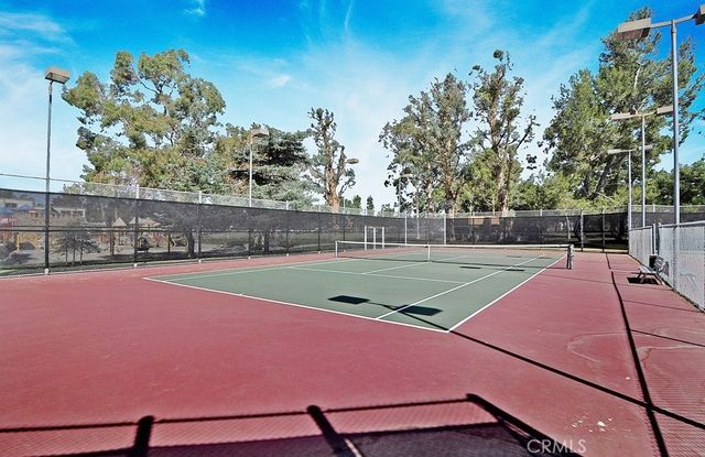 7 Atlanta, Irvine, CA 92620