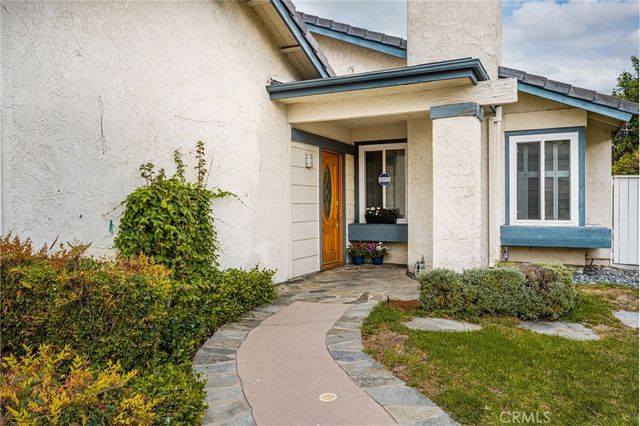 7 Atlanta, Irvine, CA 92620