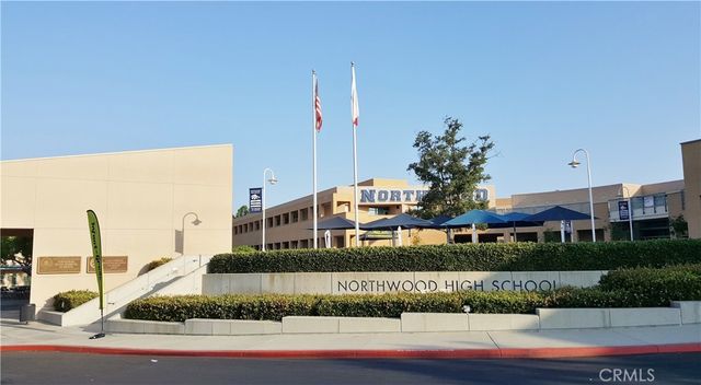 7 Atlanta, Irvine, CA 92620