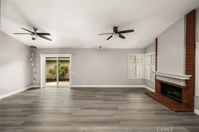 7 Atlanta, Irvine, CA 92620