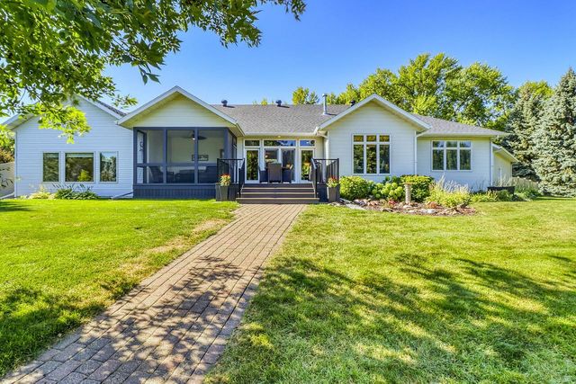 123 50th Avenue E, West Fargo, ND 58078