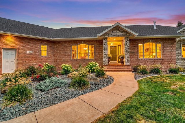 123 50th Avenue E, West Fargo, ND 58078
