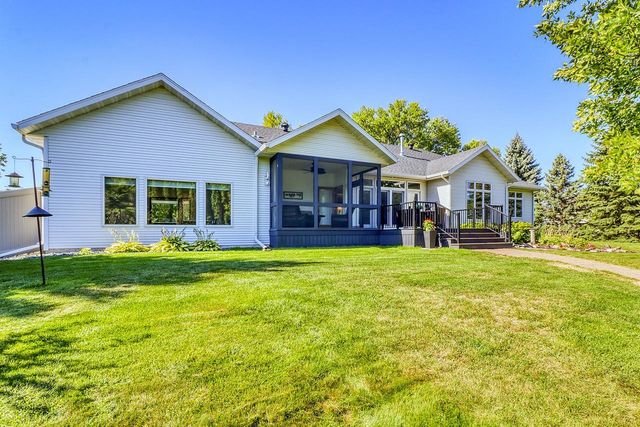 123 50th Avenue E, West Fargo, ND 58078