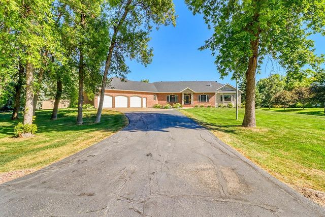 123 50th Avenue E, West Fargo, ND 58078