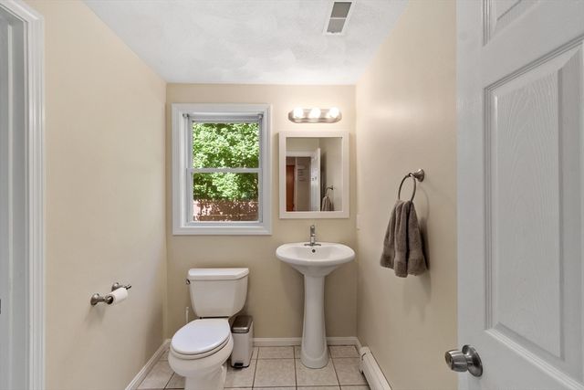 26 Worden Road, Tyngsborough, MA 01879