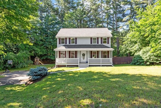 26 Worden Road, Tyngsborough, MA 01879