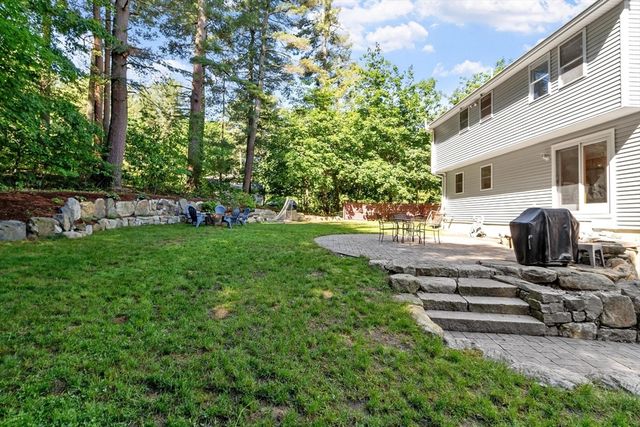 26 Worden Road, Tyngsborough, MA 01879