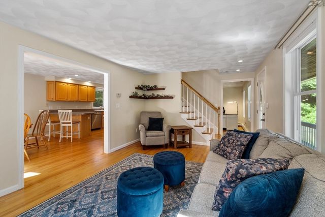 26 Worden Road, Tyngsborough, MA 01879
