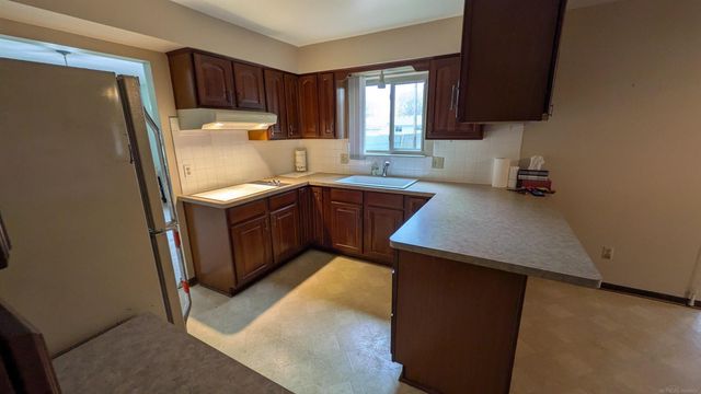 40203 Vincenzia Street, Clinton Township, MI 48038