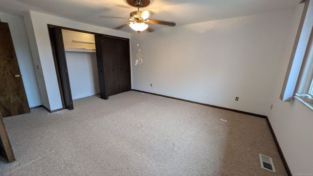 40203 Vincenzia Street, Clinton Township, MI 48038