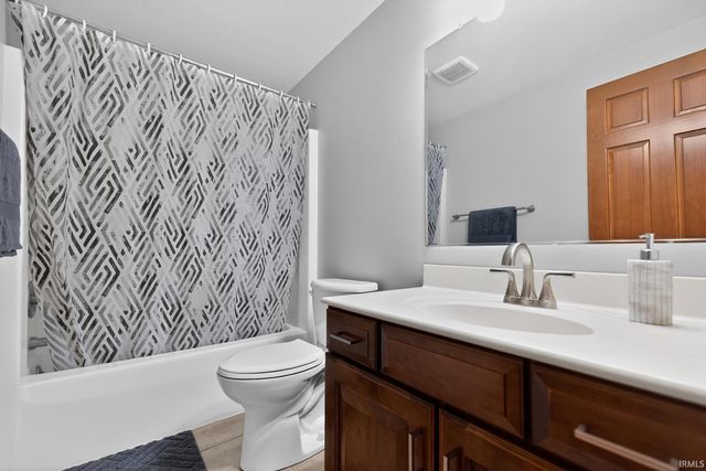 57377 Karington Court, Elkhart, IN 46516