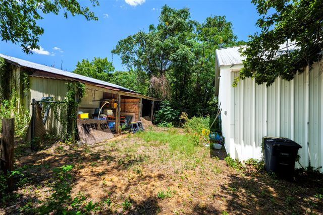 709 Cooks Lane, Fort Worth, TX 76120