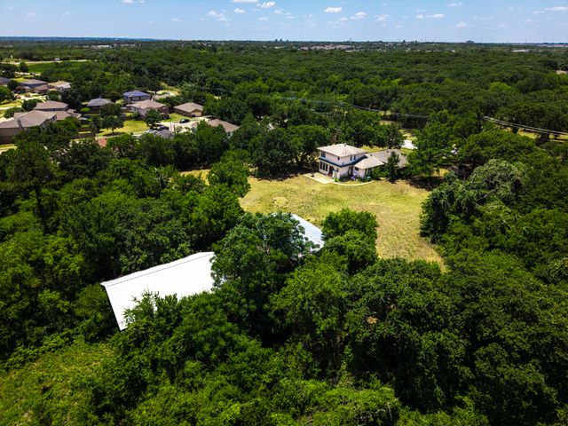 709 Cooks Lane, Fort Worth, TX 76120