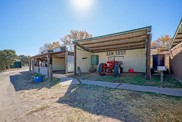 87 N Frontage Road, Edgewood, NM 87015