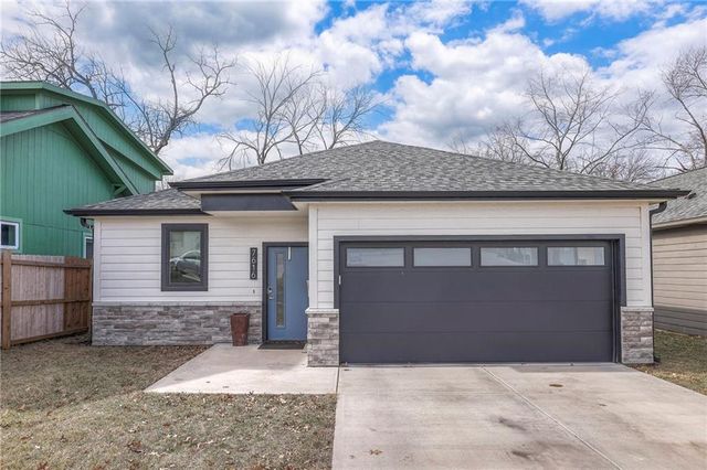 7616 Washington Street, Kansas City, MO 64114