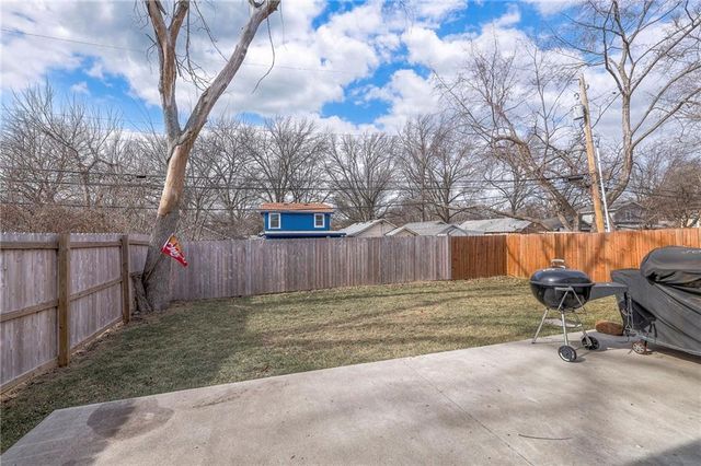 7616 Washington Street, Kansas City, MO 64114