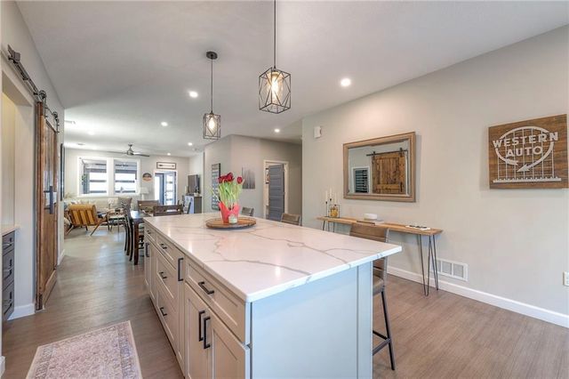 7616 Washington Street, Kansas City, MO 64114