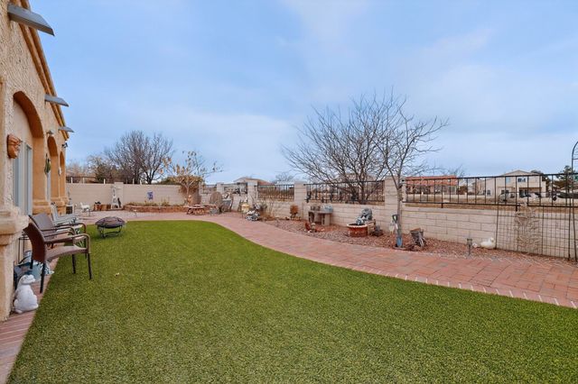 3728 Spyglass Loop SE, Rio Rancho, NM 87124