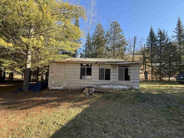 5031 FLAT ROCK HEIGHTS LANE, Cecil, WI 54111