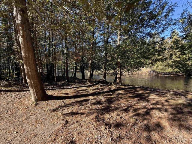 5031 FLAT ROCK HEIGHTS LANE, Cecil, WI 54111