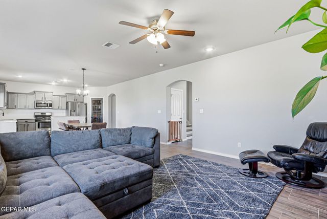 7529 RED CEDAR Drive, El Paso, TX 79911