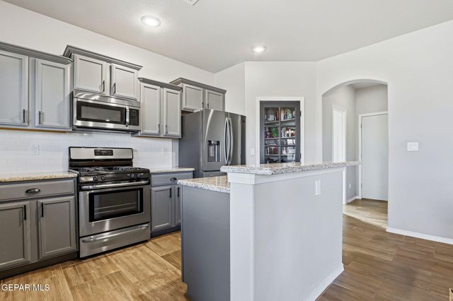 7529 RED CEDAR Drive, El Paso, TX 79911