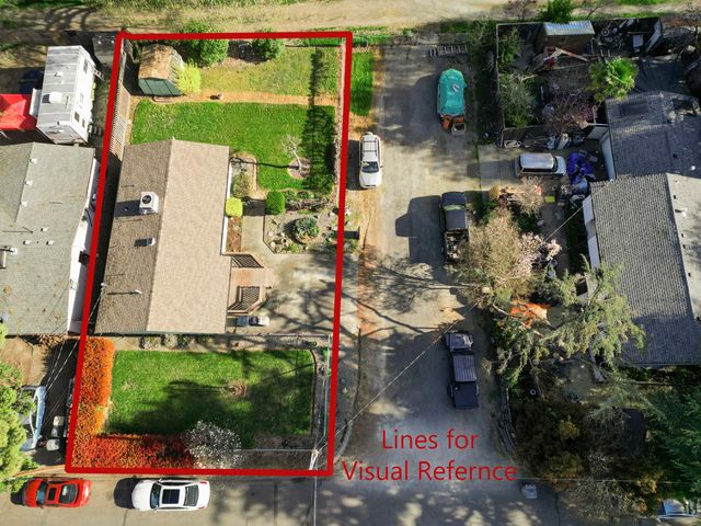 22 SW Elm Street, Grants Pass, OR 97526