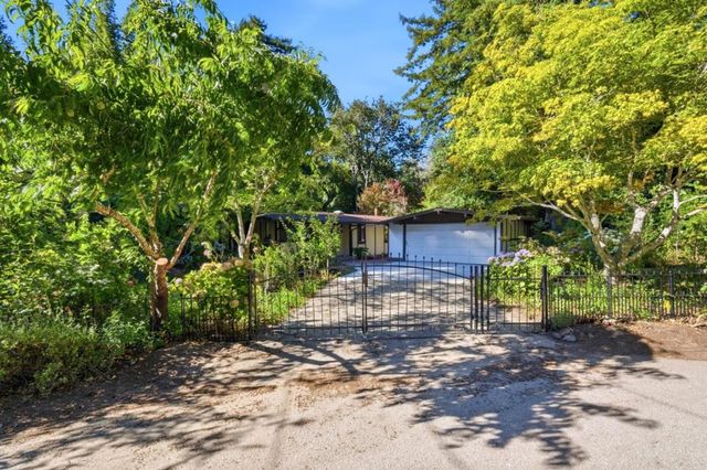 110 Maywood Drive, Boulder Creek, CA 95006