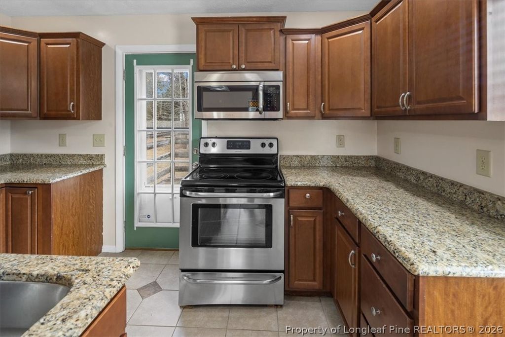 812 N Jackson Street, Raeford, NC 28376 — photo 16