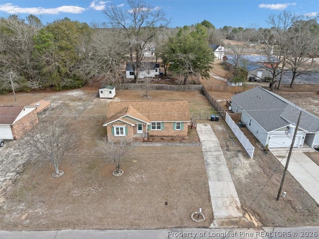 812 N Jackson Street, Raeford, NC 28376 — photo 2