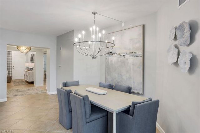 325 Dunes BLVD 204, Naples, FL 34110