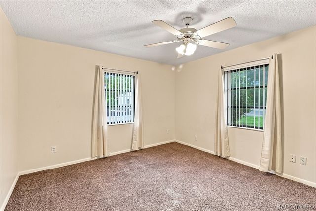 83 Golfview Drive, Homosassa, FL 34446