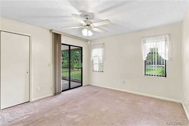 83 Golfview Drive, Homosassa, FL 34446