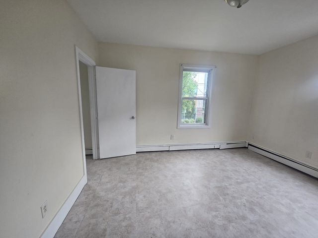 111 Brookline Street 2, Lynn, MA 01902