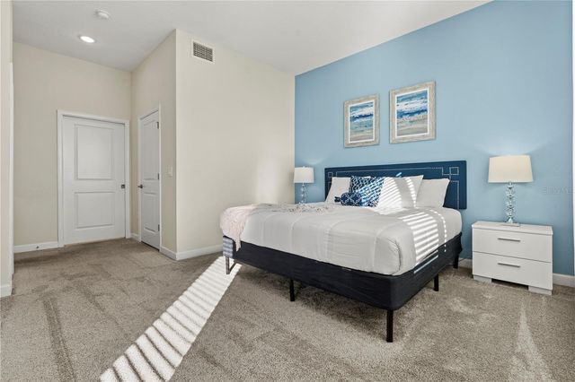 581 OCEAN COURSE AVENUE 581, Davenport, FL 33896