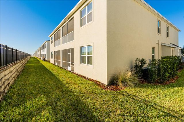 581 OCEAN COURSE AVENUE 581, Davenport, FL 33896
