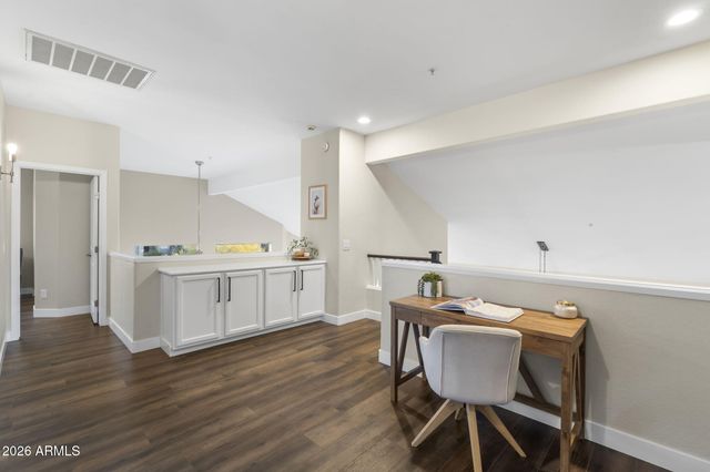 10419 E HELM Drive, Scottsdale, AZ 85255