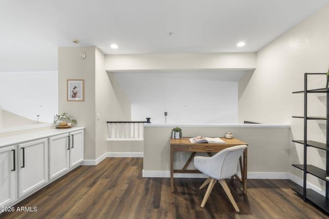 10419 E HELM Drive, Scottsdale, AZ 85255