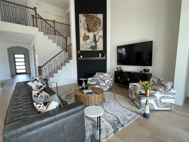 1919 Golden Leaf Drive, Missouri City, TX 77459